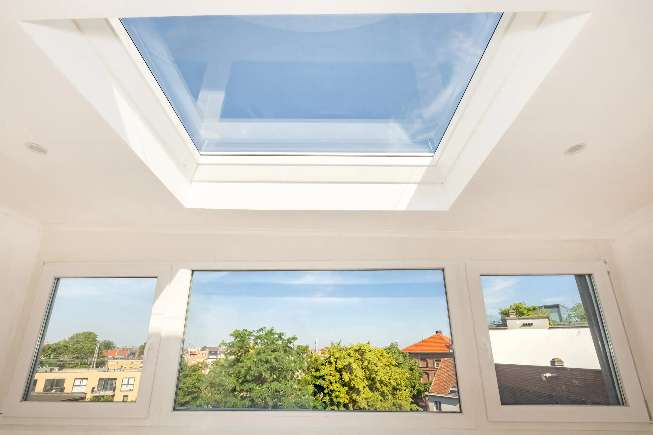 APPARTEMENTENGEBOUW MET 4 ERKENDE WOONEENHEDEN   foto 29