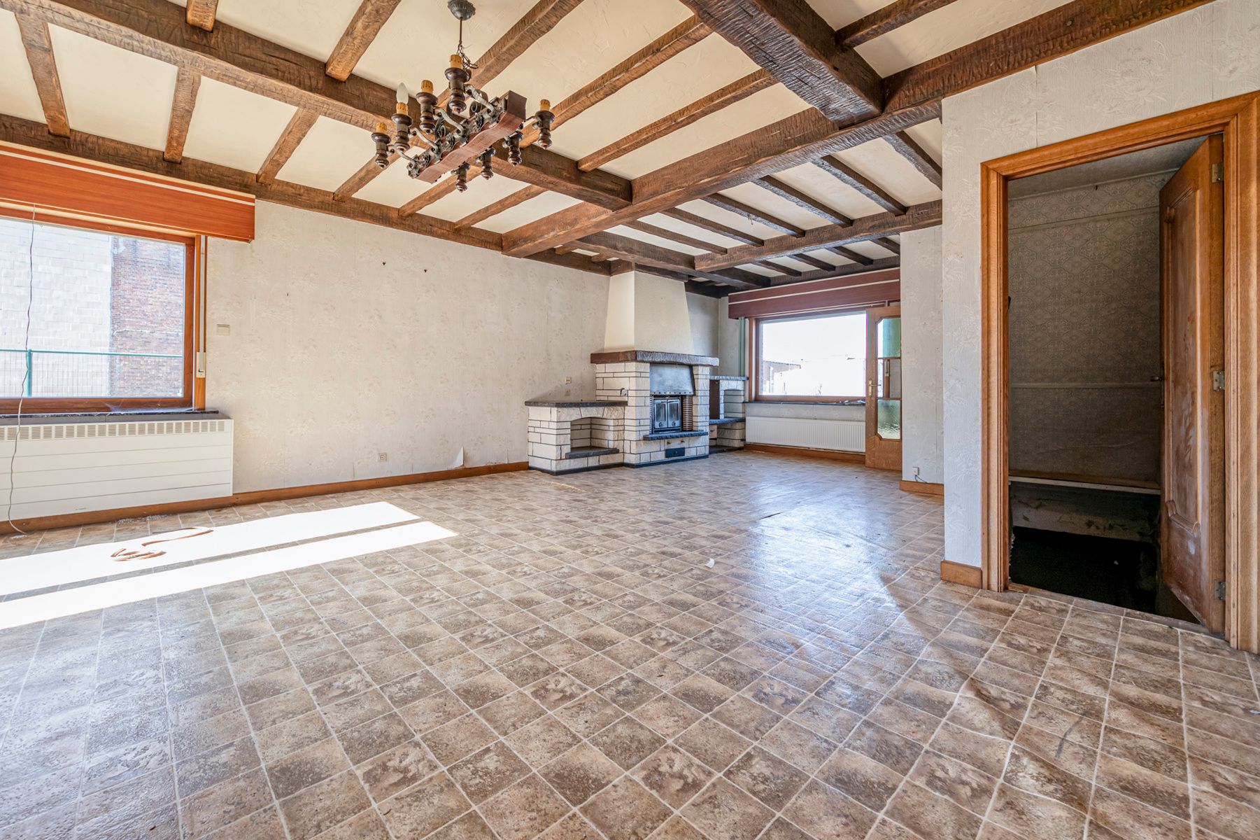Zeer ruime woning met diverse mogelijkheden foto 5