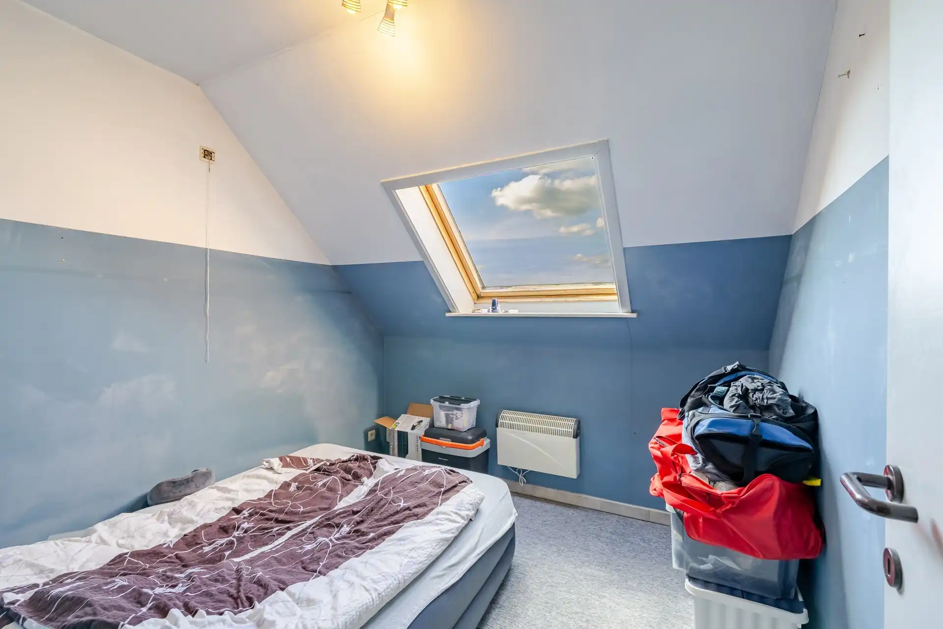 Appartement op de tweede verdieping met twee slaapkamers en garage foto 5