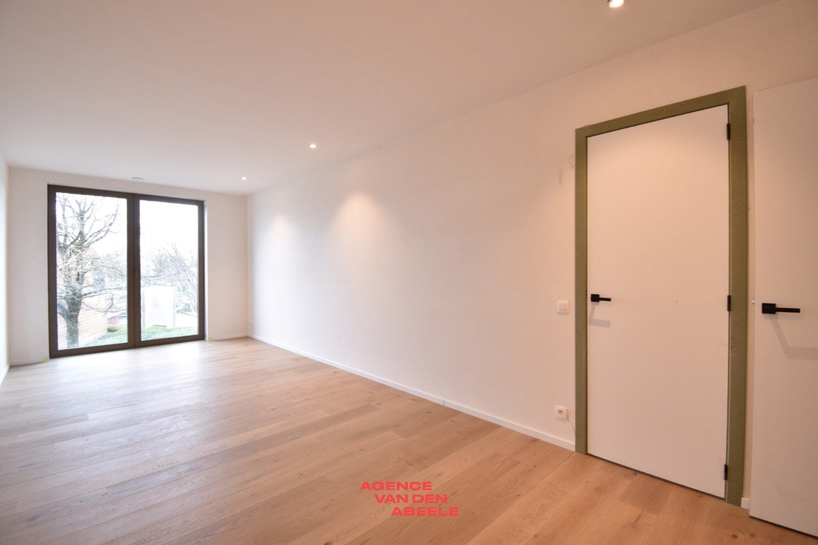 Lichtrijk nieuwbouwappartement met 2 slaapkamers en terras foto 10