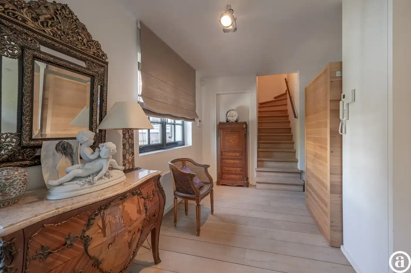 Prachtige villa met zwembad rustig gelegen in een paadje in hartje Zoute. foto 30
