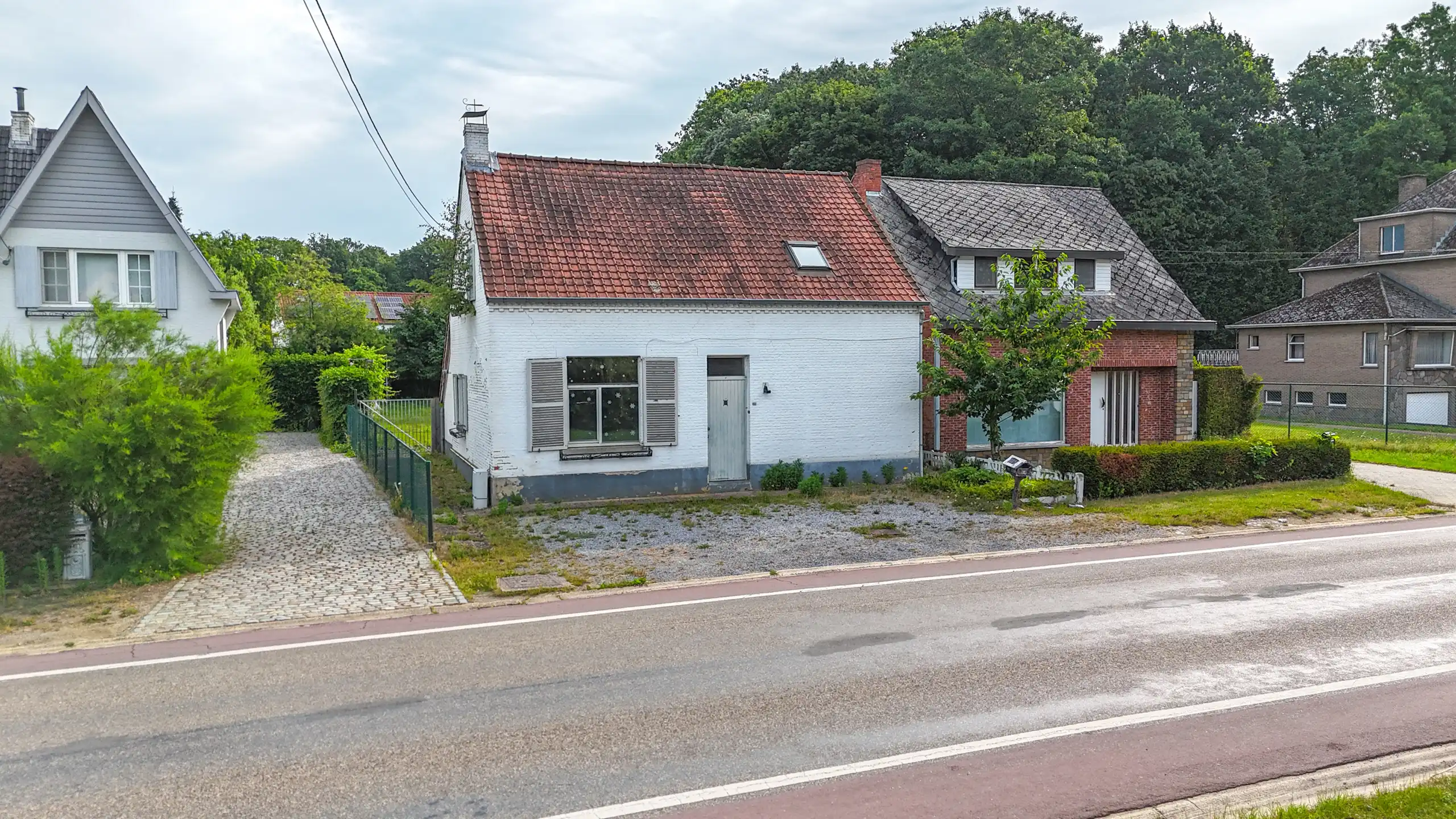 Renovatiepand met ruime living en mooi perceel van 6+ are! foto 26