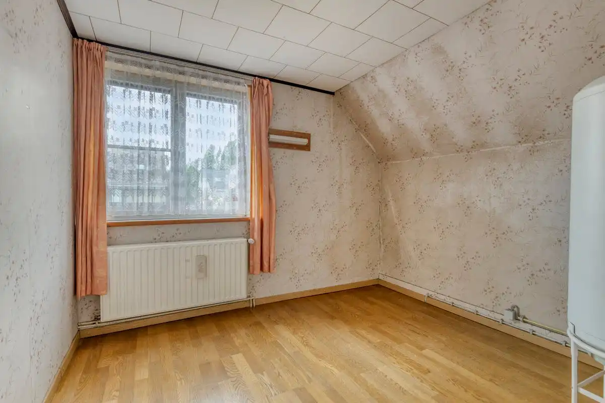 Solide driegevelwoning aan rustig pleintje in Vilvoorde. foto 18