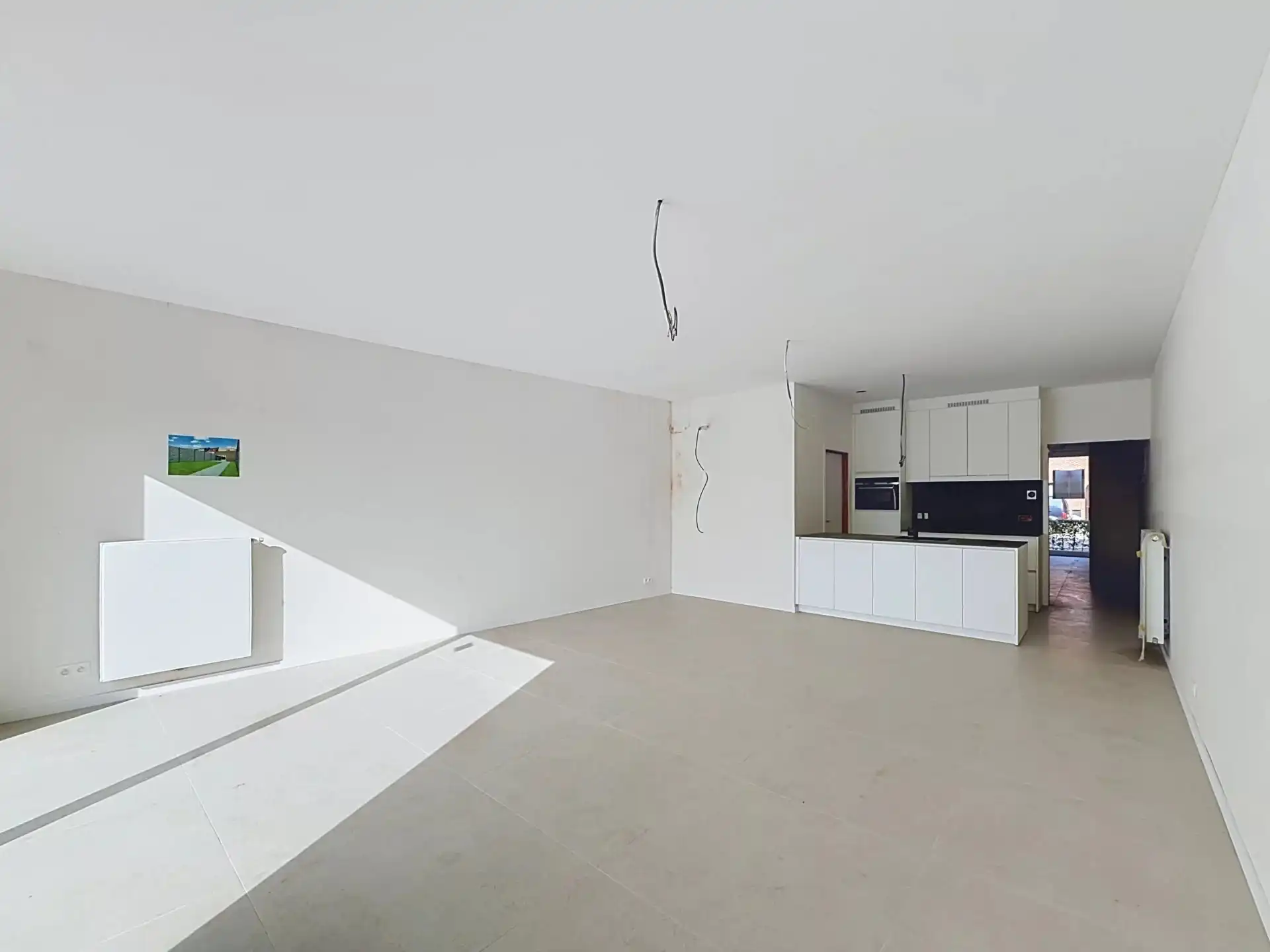Luxueus en modern afgewerkt gelijkvloers appartement met tuin en 1 slaapkamer. foto 4
