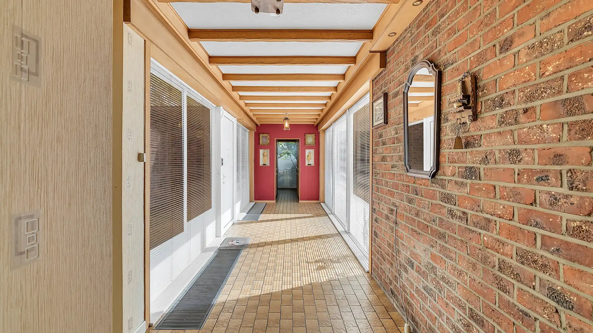 Unieke gelijkvloerse woning  (242 m²) op een uitzonderlijk groot perceel van 28a 17ca foto 14