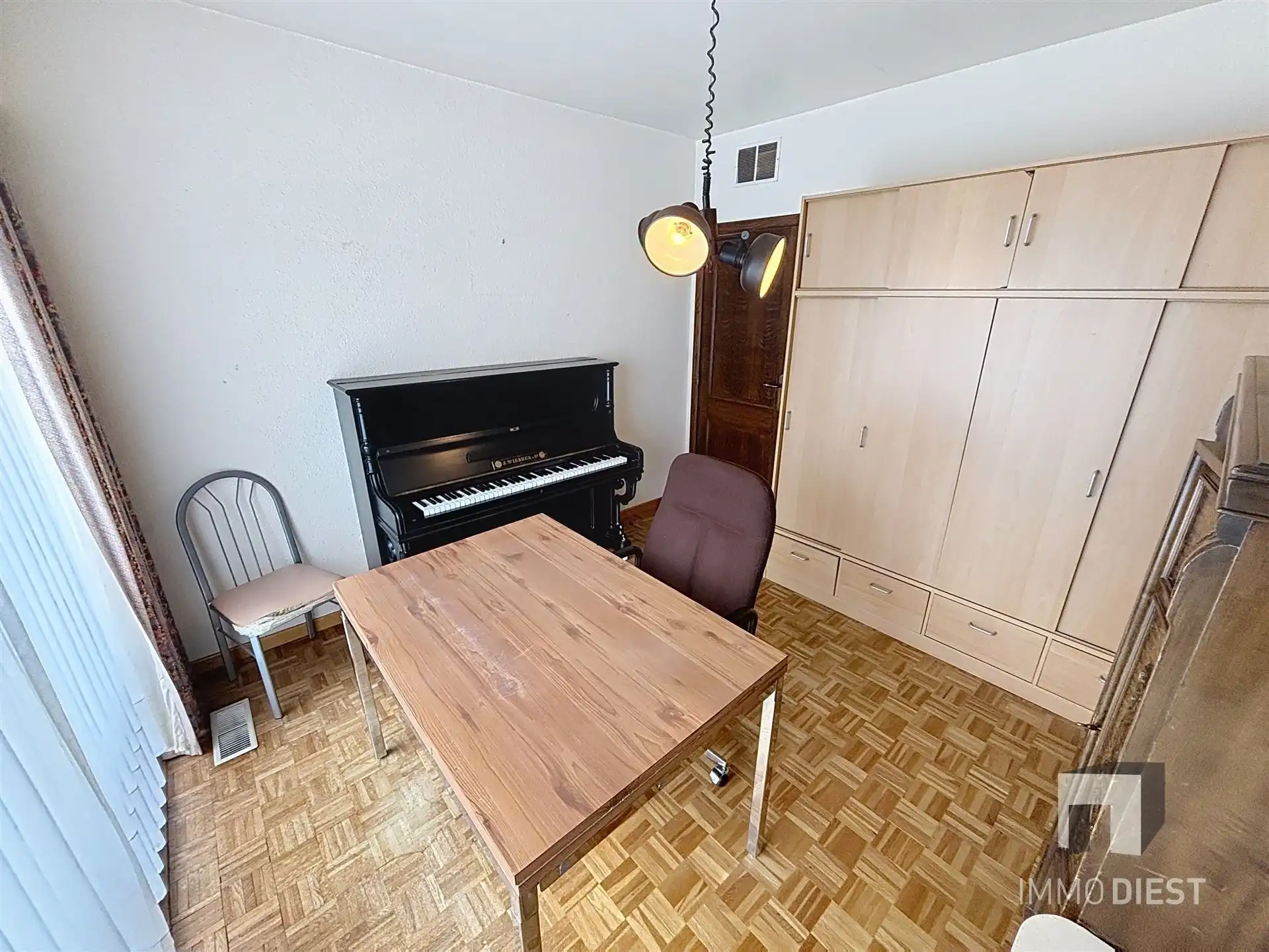 Witte villa met 4 slaapkamer boven op Baalberg foto 23