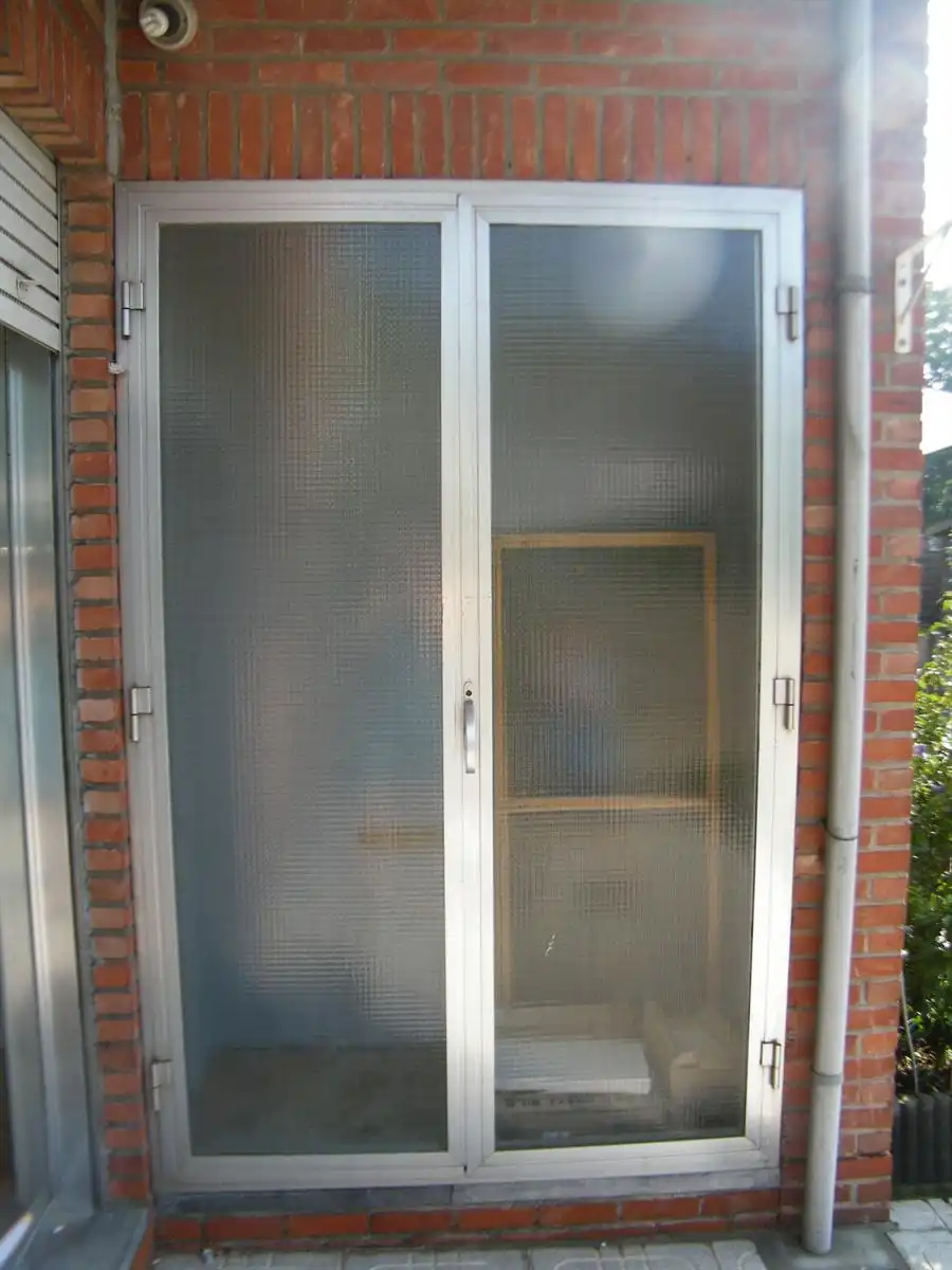 Gelijkvloers appartement met garage en terras. foto 16