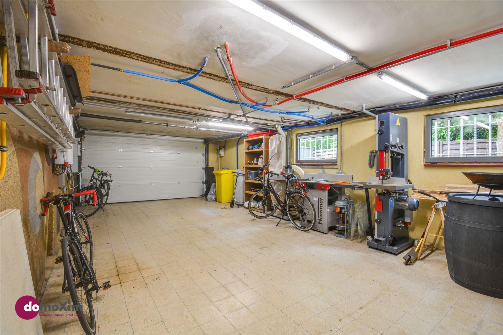Volledig gerenoveerde instapklare gezinswoning in de Lievekensbossen foto 22