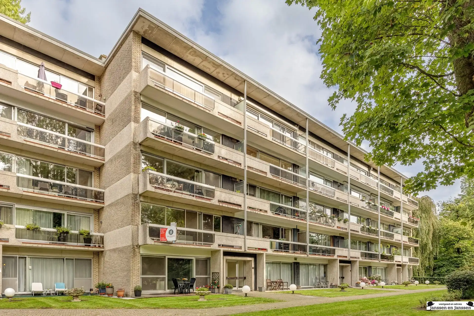 Twee slaapkamer appartement in een groene omgeving te Kapellen foto 14
