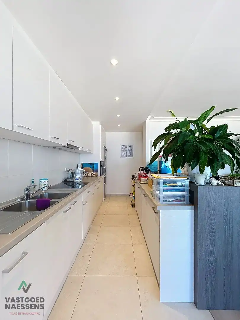 SCHITTEREND 2 SLPK APP MET ZICHT OP ZEE EN TERRAS foto 9