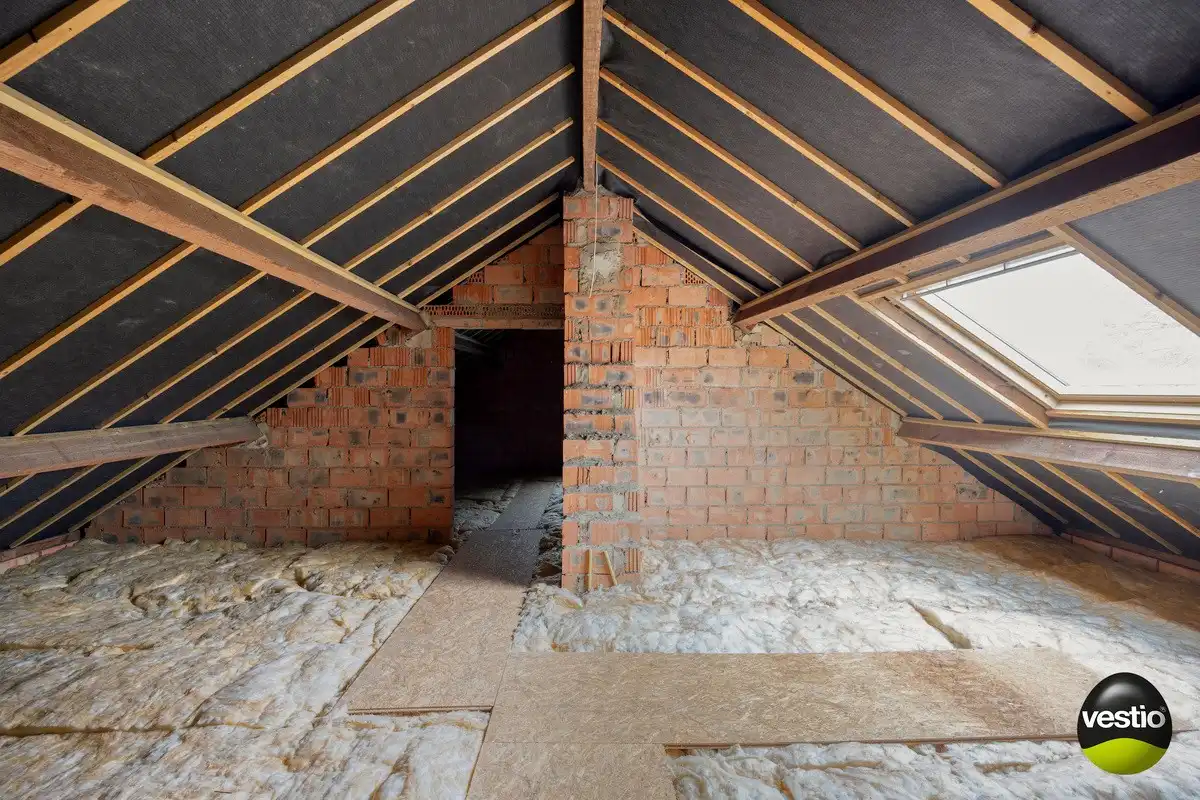 Gelijkvloerse woning met 3 slaapkamers, zonnepanelen en tuin op residentiële, rustige ligging. foto 19