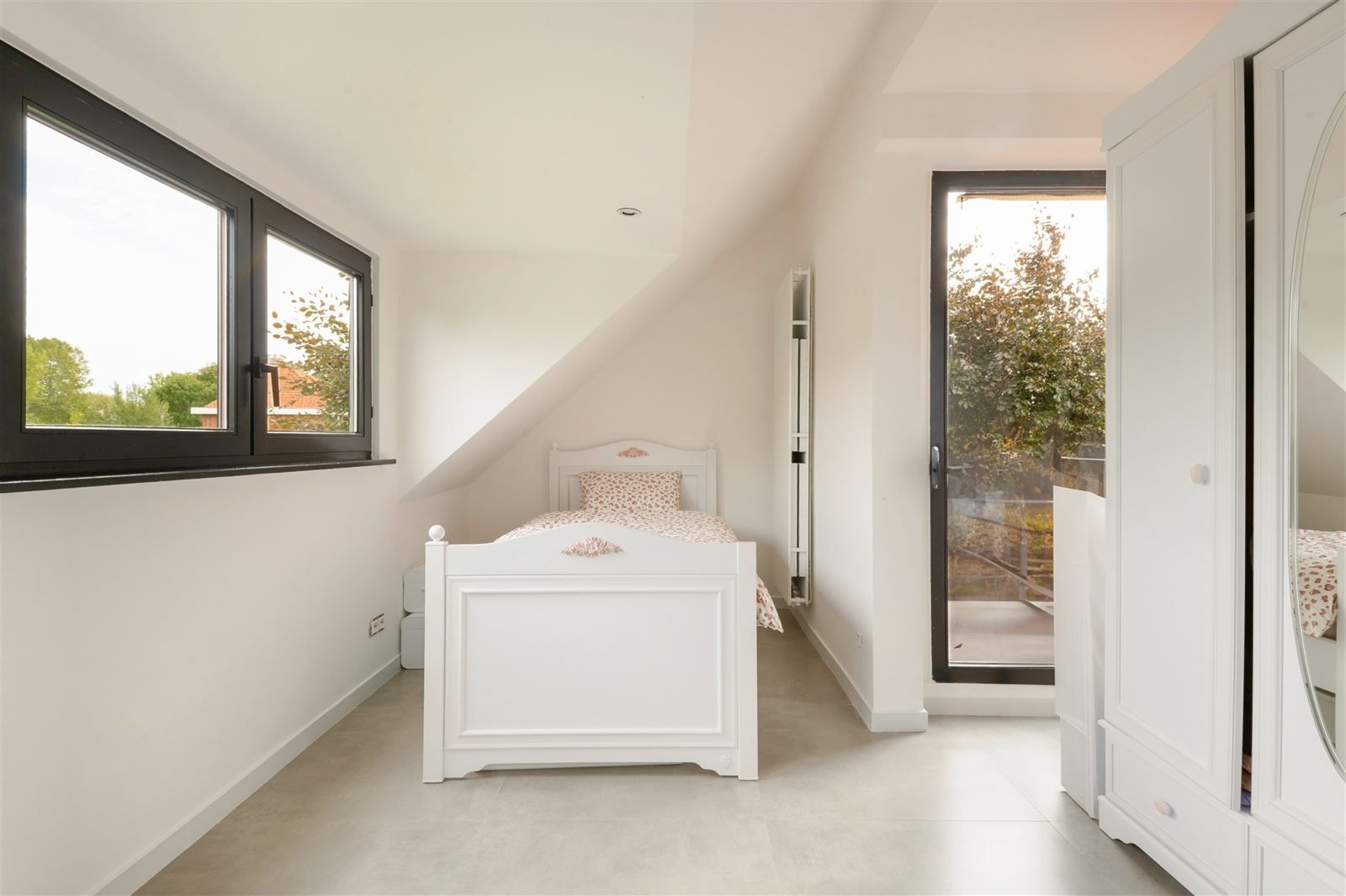 Gerenoveerde woning met tuin foto 14