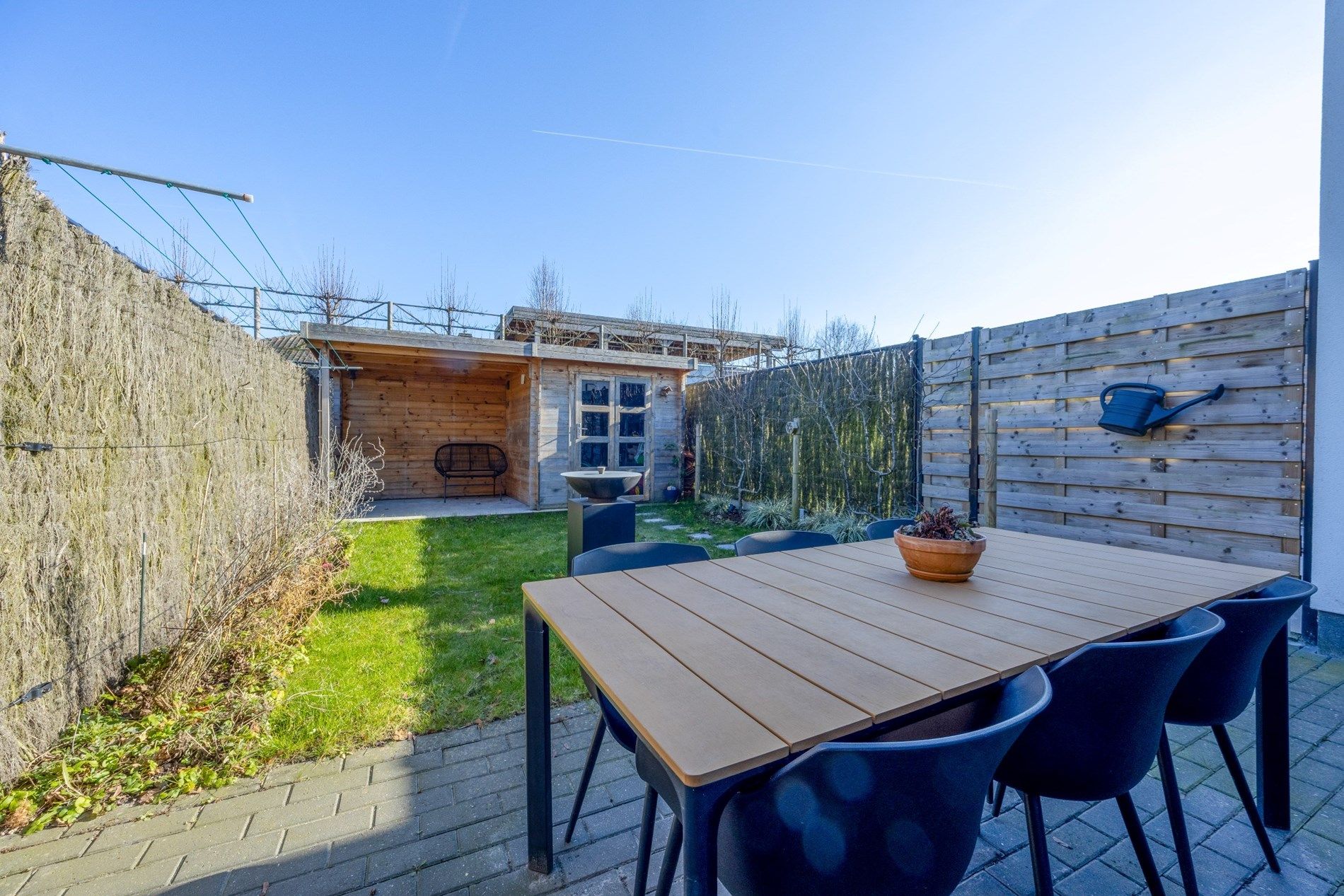 PRACHTIG VERNIEUWDE WONING MET AUTOSTAANPLAATS foto 3