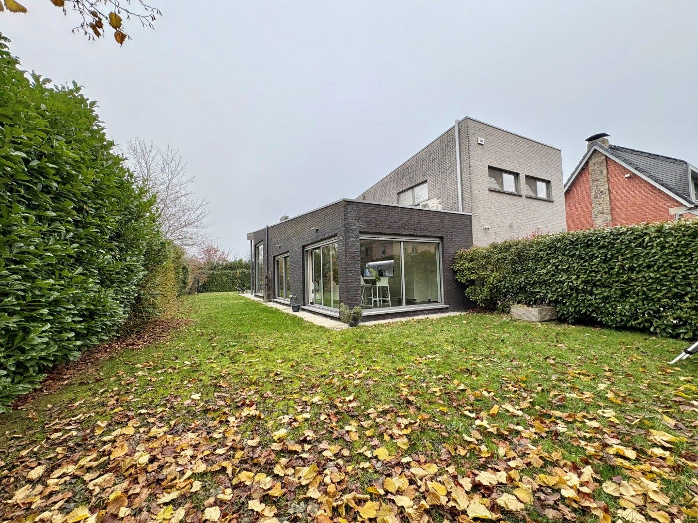 TE KOOP: Exclusieve villa aan Buggenhoutbos foto 2