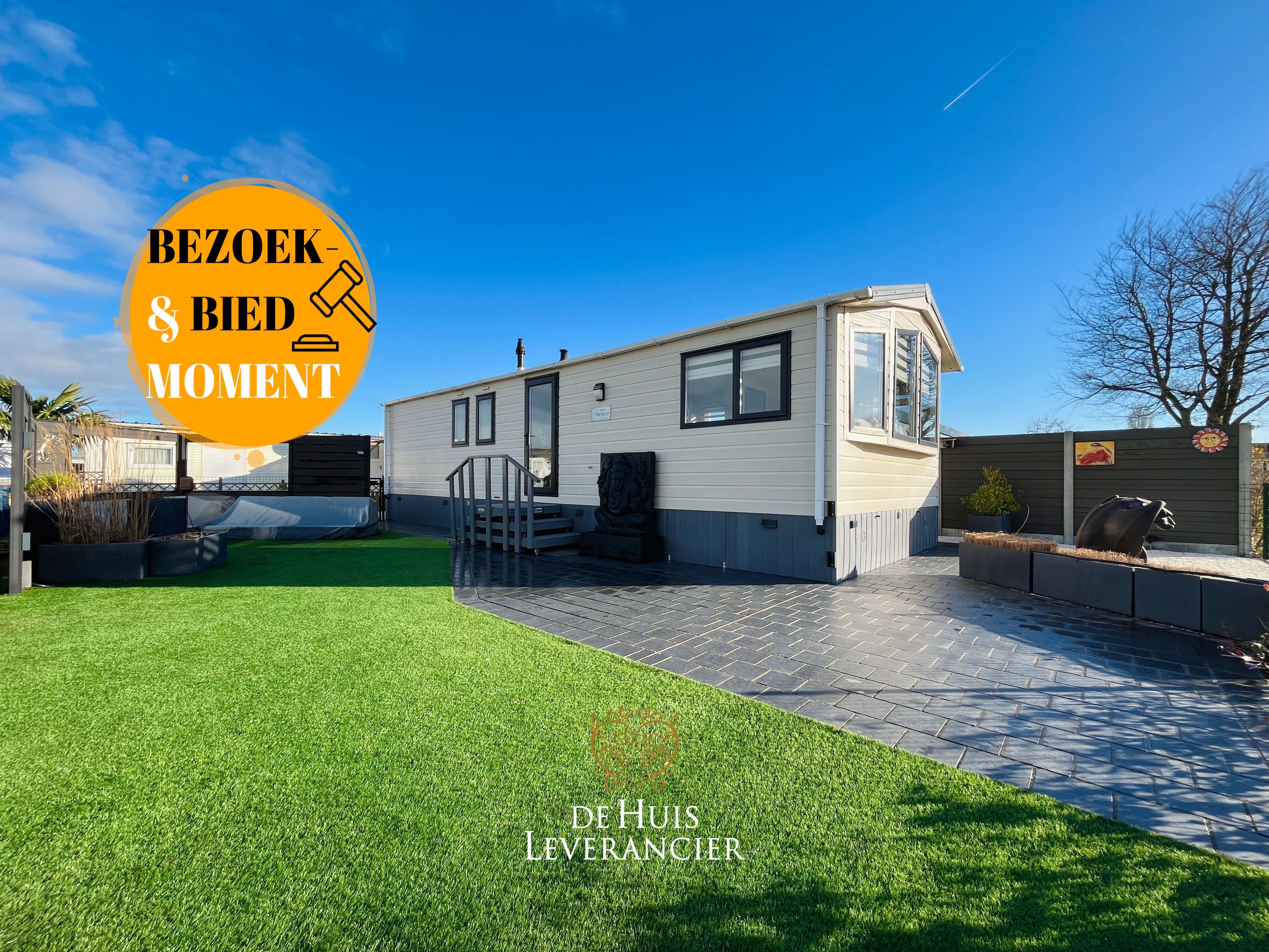Bezoek- en Biedmoment : Luxueus Tiny-house op eigen grond  te koop in Oostduinkerke foto {{pictureIndex}}