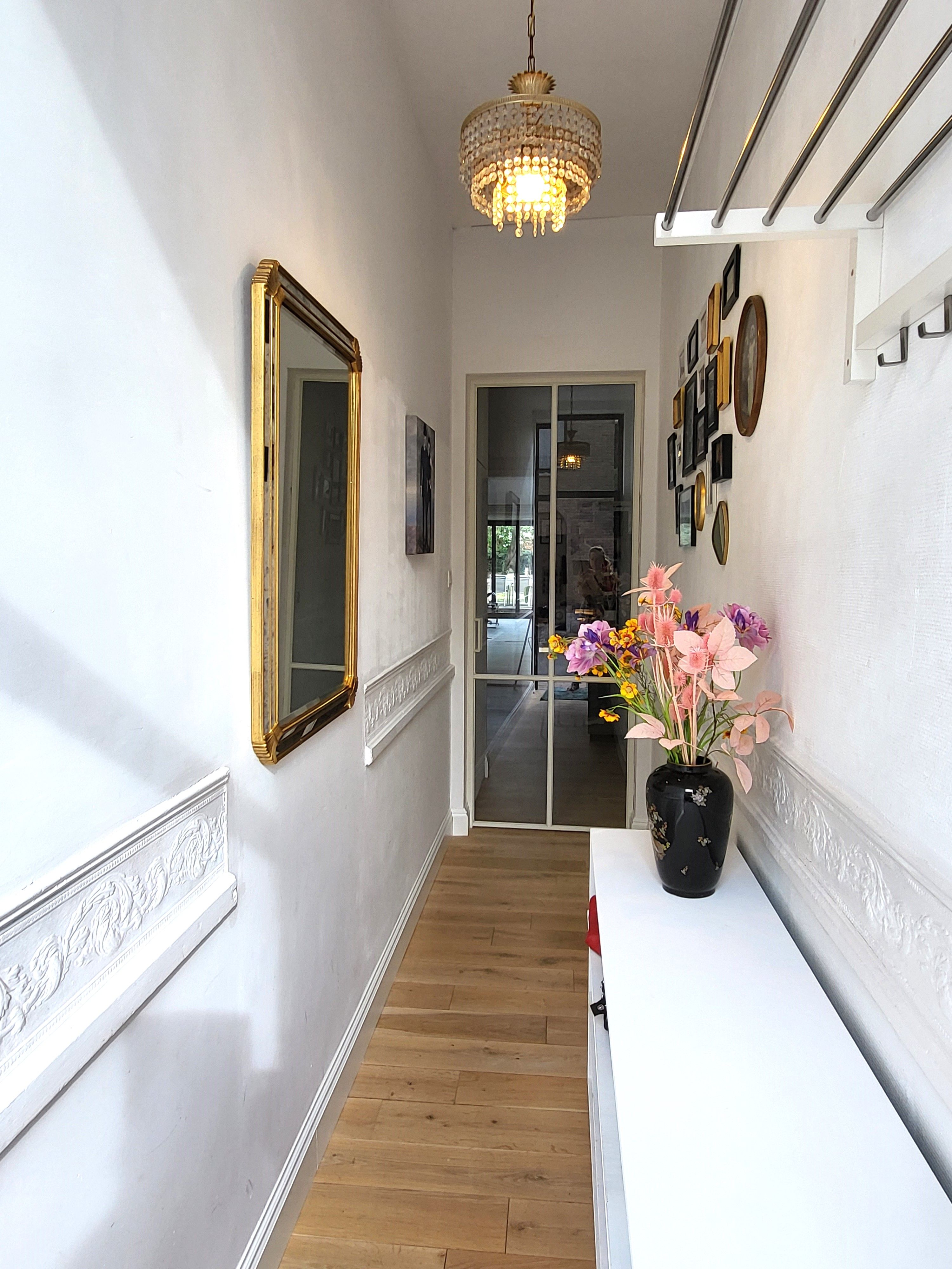 Prachtig gerenoveerde woning op wandelafstand van het centrum met zuidgerichte tuin.  foto 4