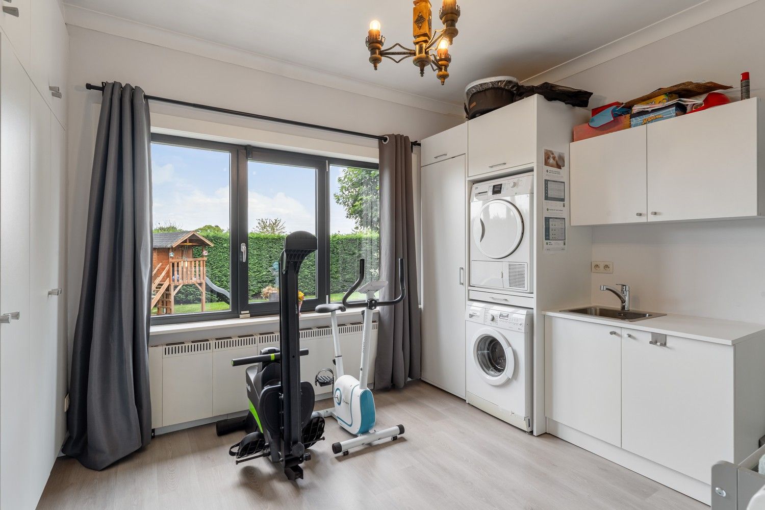 Gerenoveerde woning in het rustig gelegen Brustem. foto 11