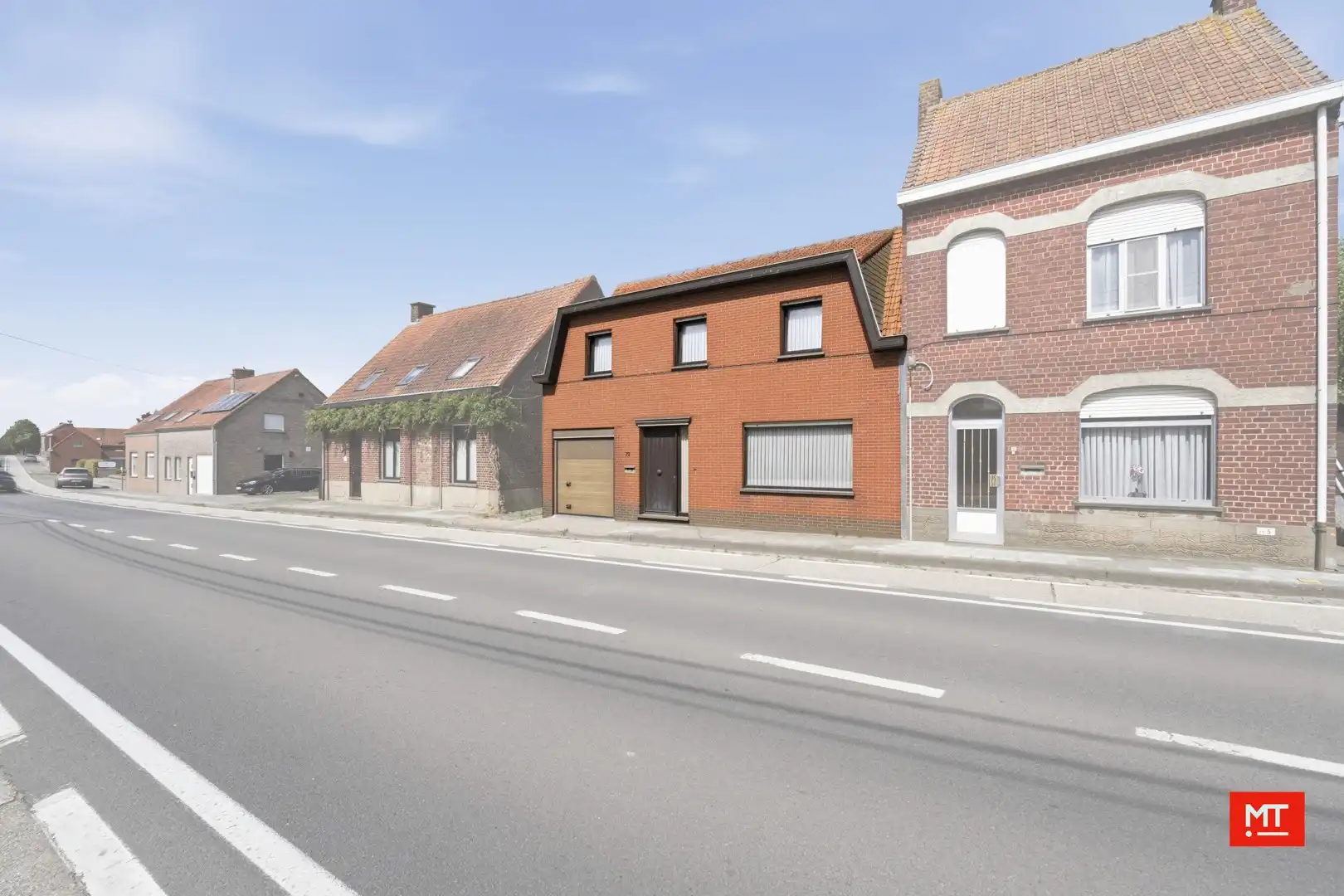 Te renoveren woning met 3 slaapkamers, garage en tuin te koop in Zonnebeke foto 21