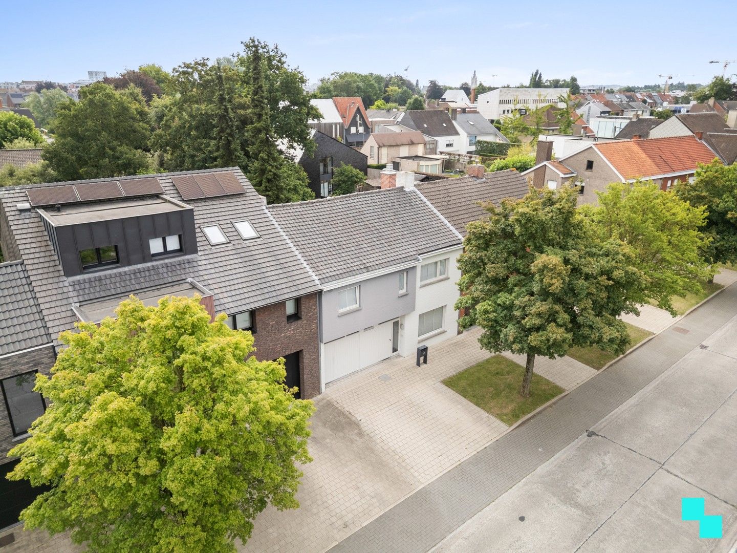 Ruime burgerwoning met gezellige tuin - Roeselare foto 5