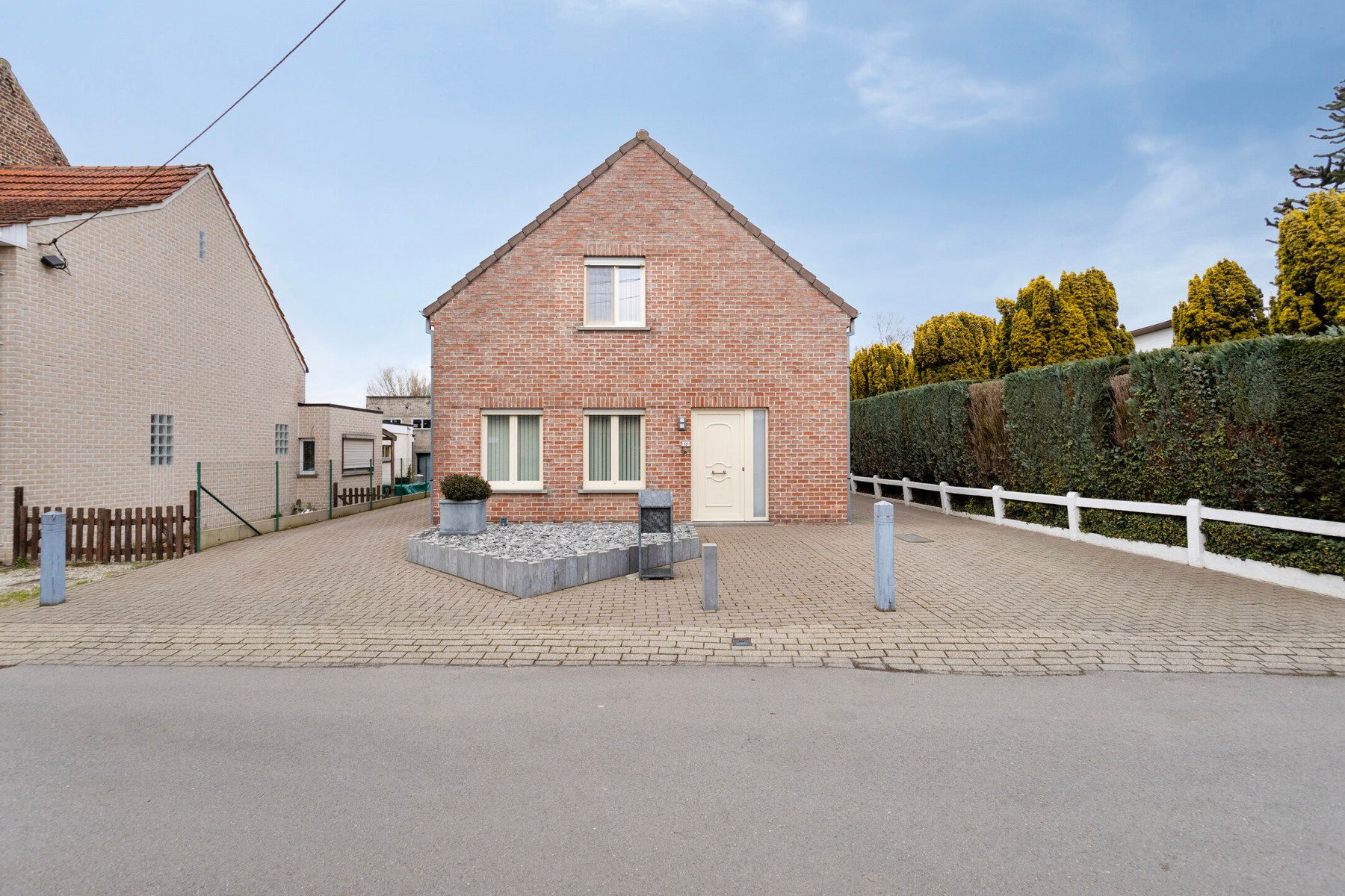 Open bebouwing met 3 slaapkamers en tuin! foto 3