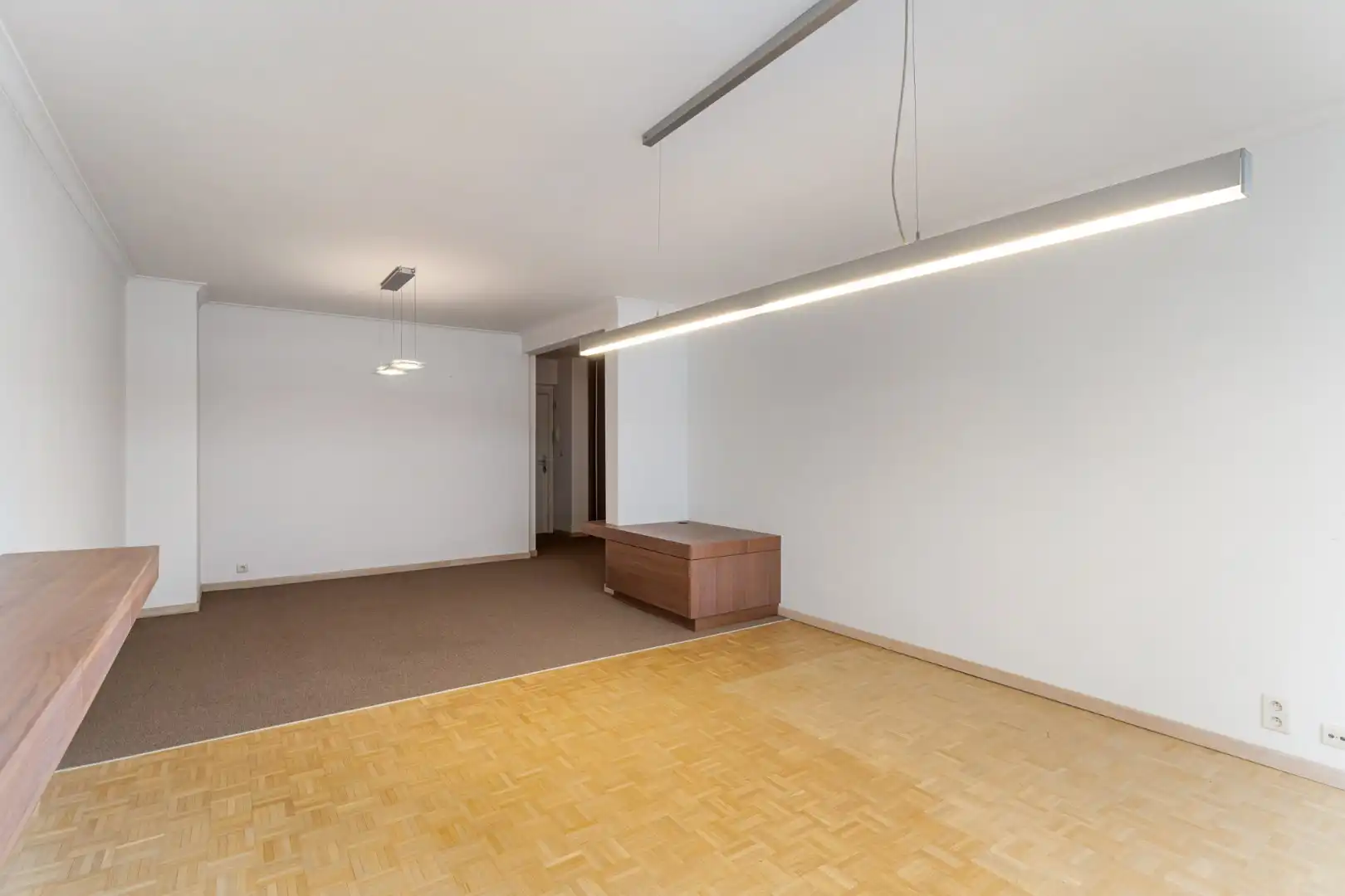 Handelspand op toplocatie, 226m², ruime parkeergelegenheid foto 19
