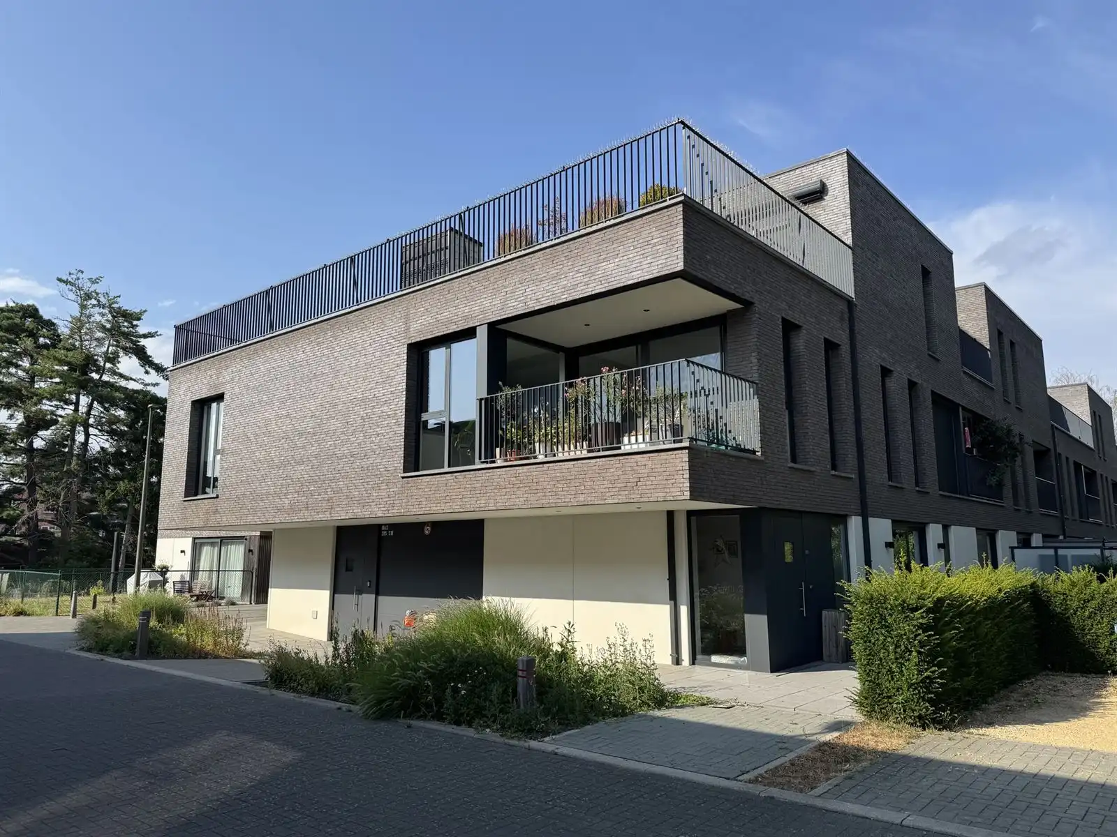 Appartement foto {{pictureIndex}}