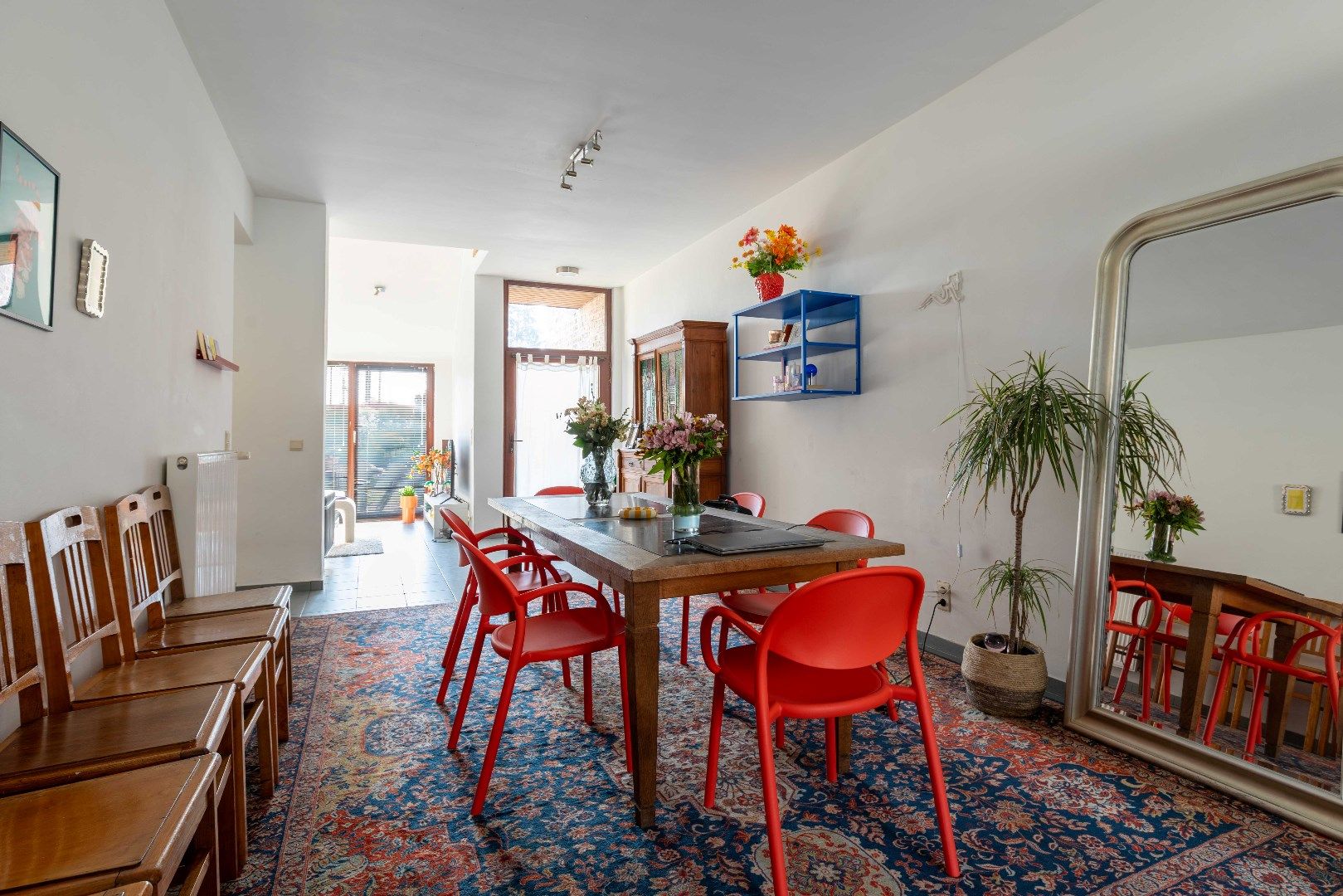 Gezellige, gerenoveerde woning met zonnige tuin nabij station in Sint-Michiels foto 7