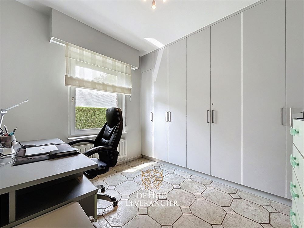 Exclusief wonen in Kontich ? Luxe, rust & ruimte met tuin met zwembad te koop ! foto 18