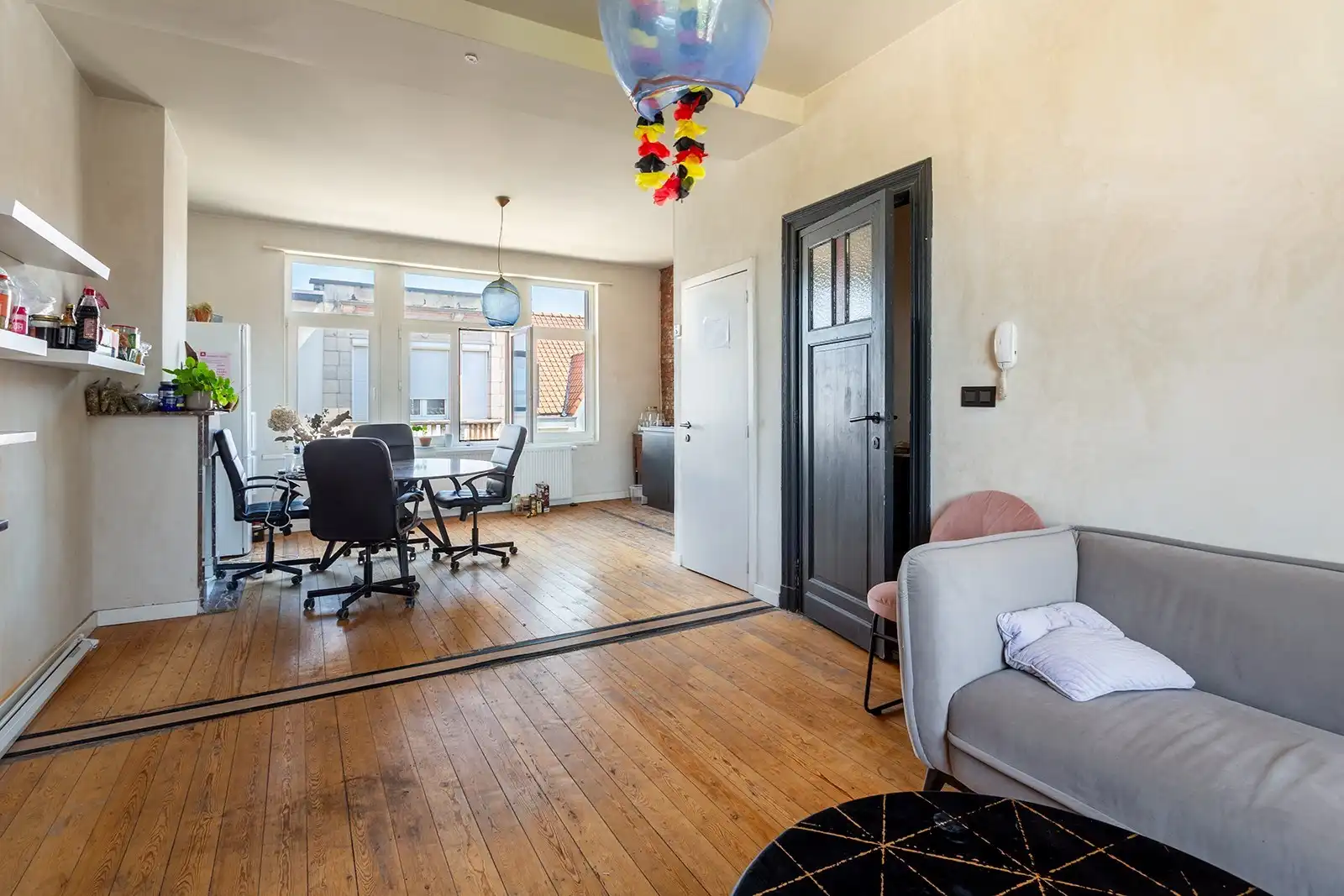 Charmant duplex appartement in authentiek gebouw foto 9