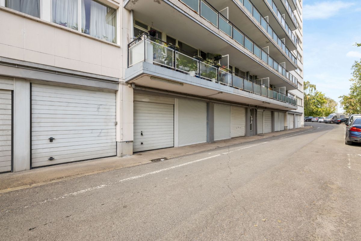 Centrum Dendermonde appartement met 2 slaapkamers en garage. foto 18