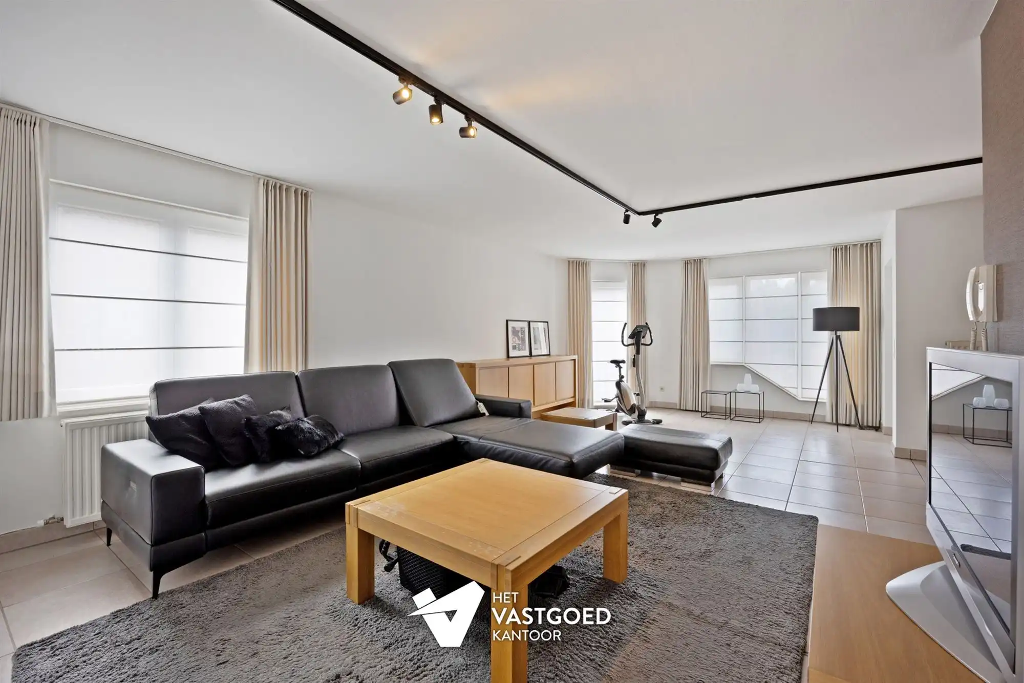 ZEER RUIM DUPLEX APPARTEMENT VAN 159 M² MET ZEER PRAKTISCHE INDELING EN KWALITATIEVE AFWERKING foto 6