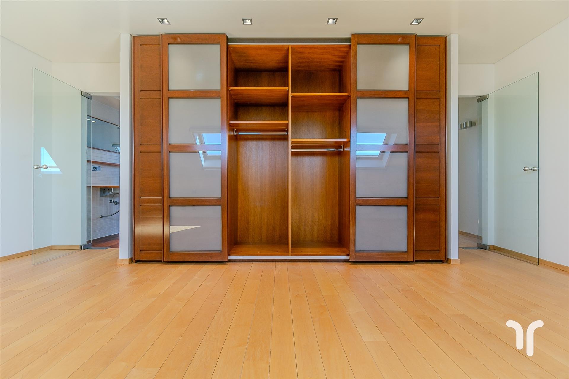 Luxueus afgewerkt penthouse – duplexappartement foto 11