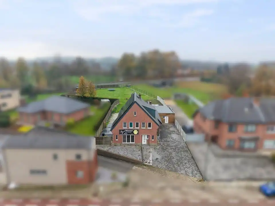 UITZONDERLIJKE OPEN BEBOUWING MET VEEL RUIMTE EN LICHT, OOK GESCHIKT ALS KANGEROEWONING foto 37