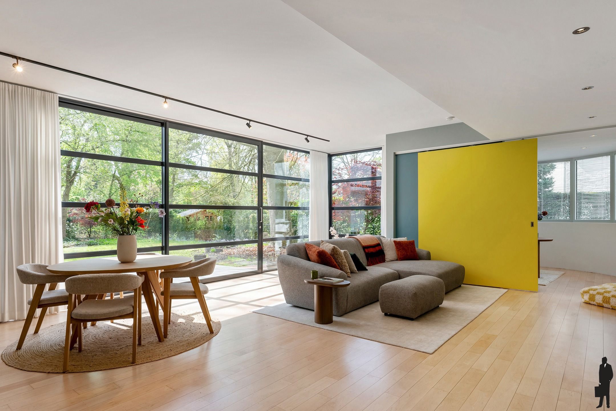 Instapklare architecturale villa op ca. 932m² grond foto 2