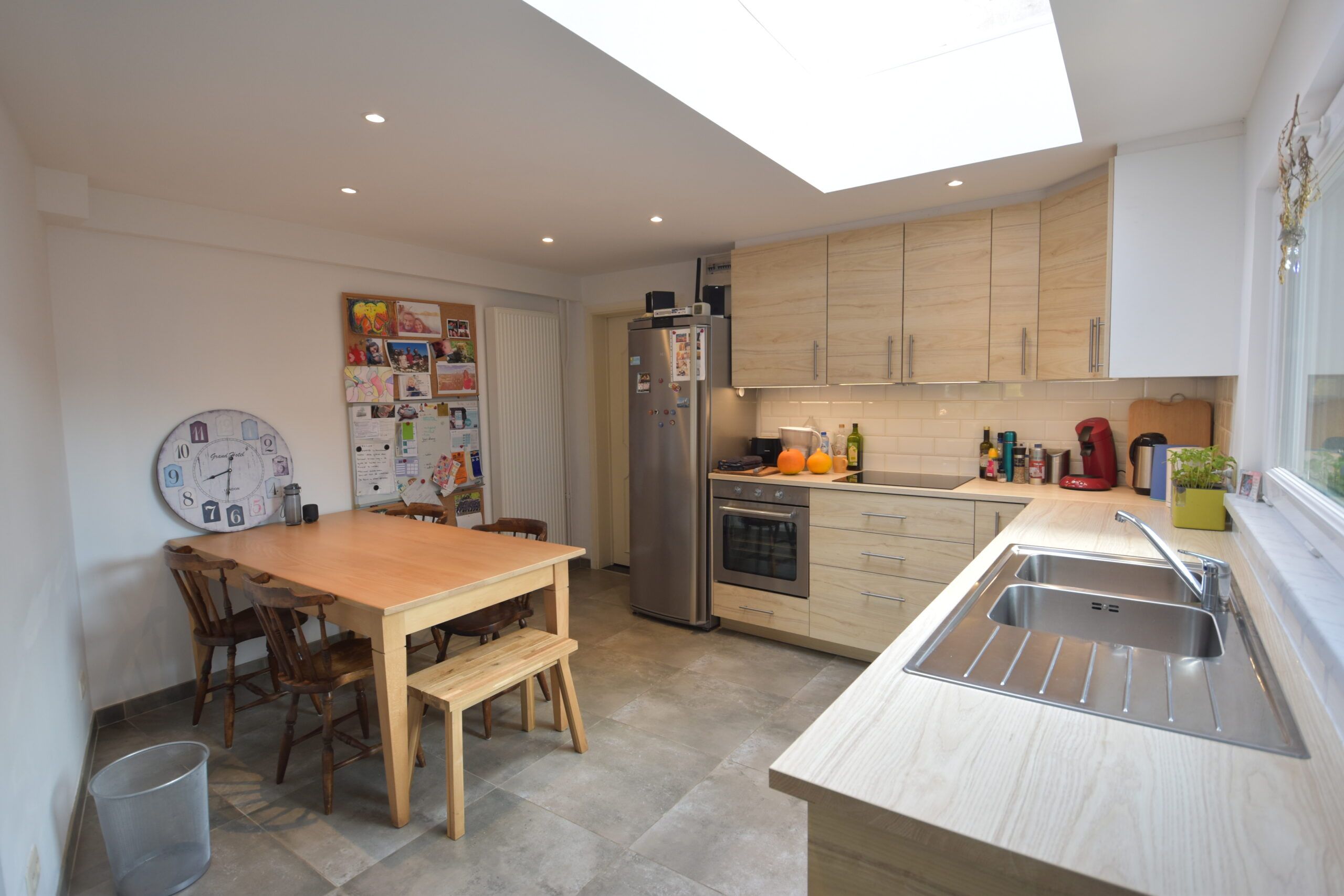 Atelier/praktijk met zeer ruime woonst in Nieuwkerken foto 9