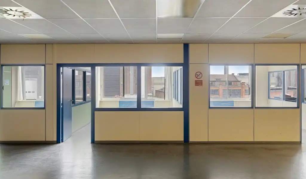 Logistiek bedrijfspand te huur op Vynckier site Gent foto 13