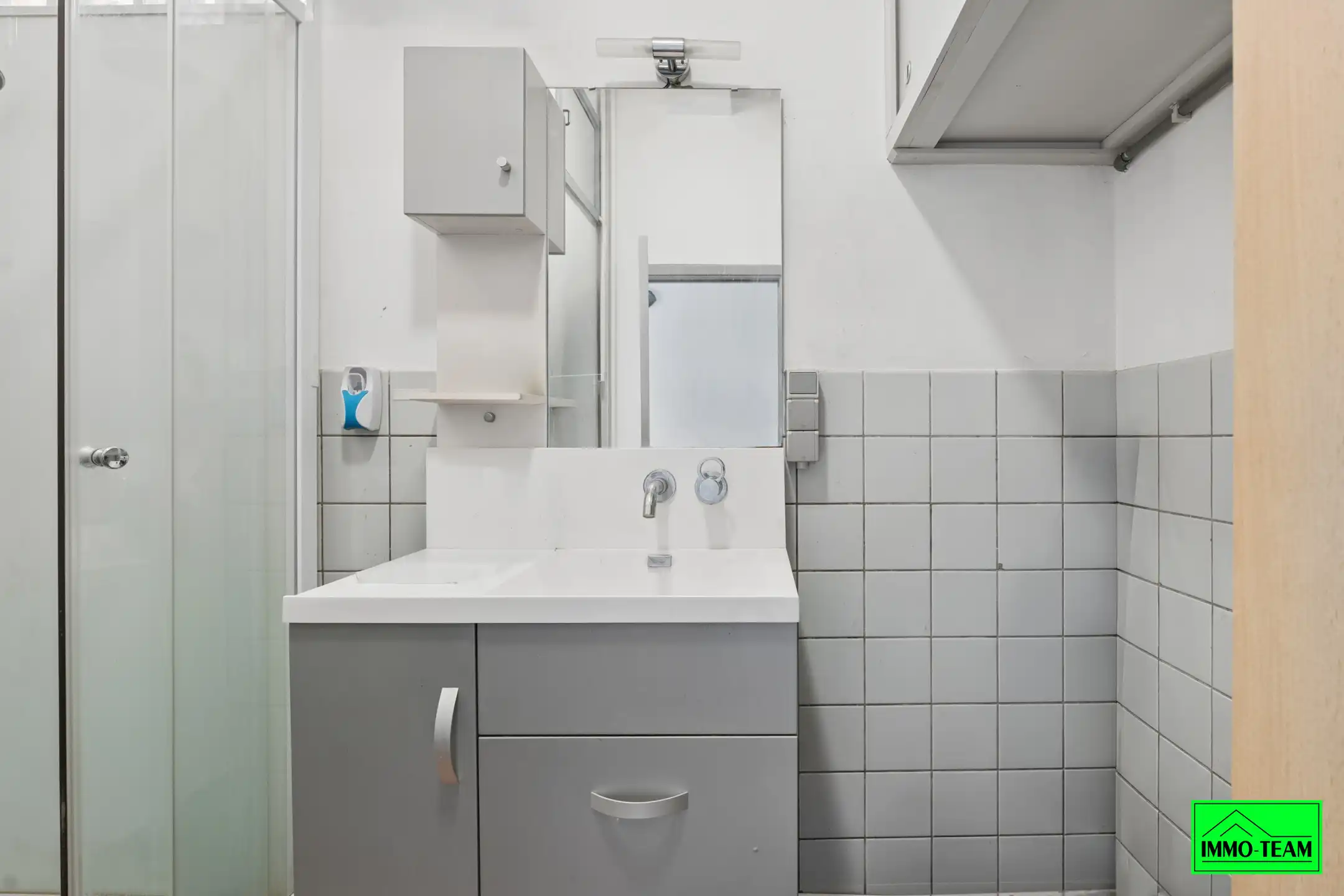 Gelijkvloerse studio foto 9