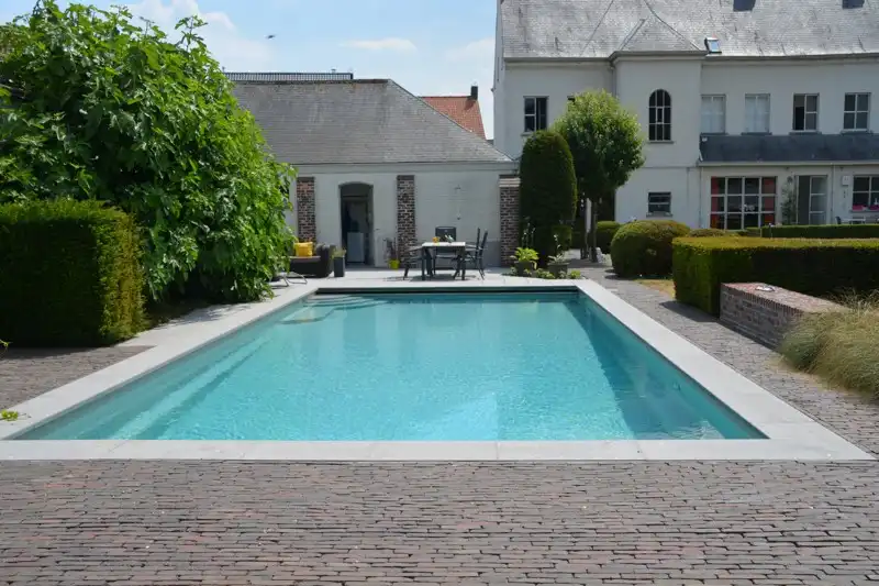 🏡 Unieke herenwoning te huur in het hart van Aarsele! foto 4