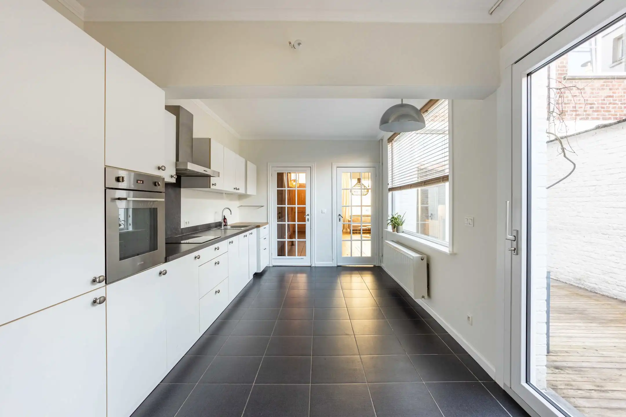 Stijlvolle art-deco herenwoning in een gegeerde straat  foto 11