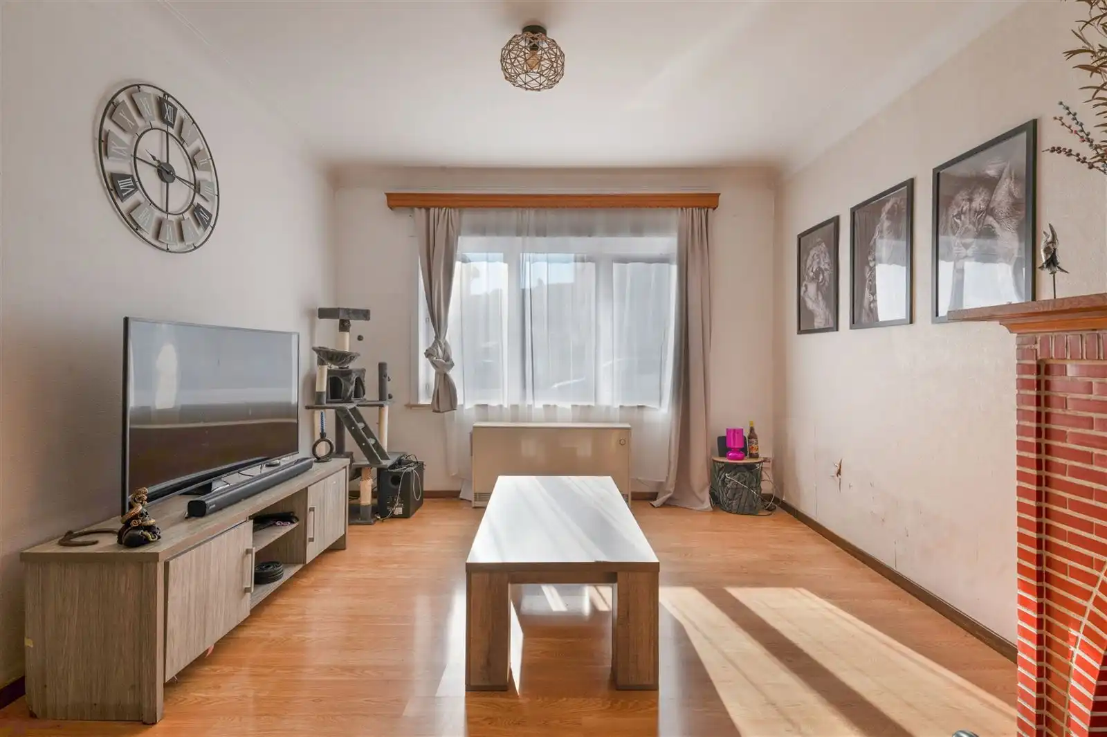 Te renoveren huis foto 3