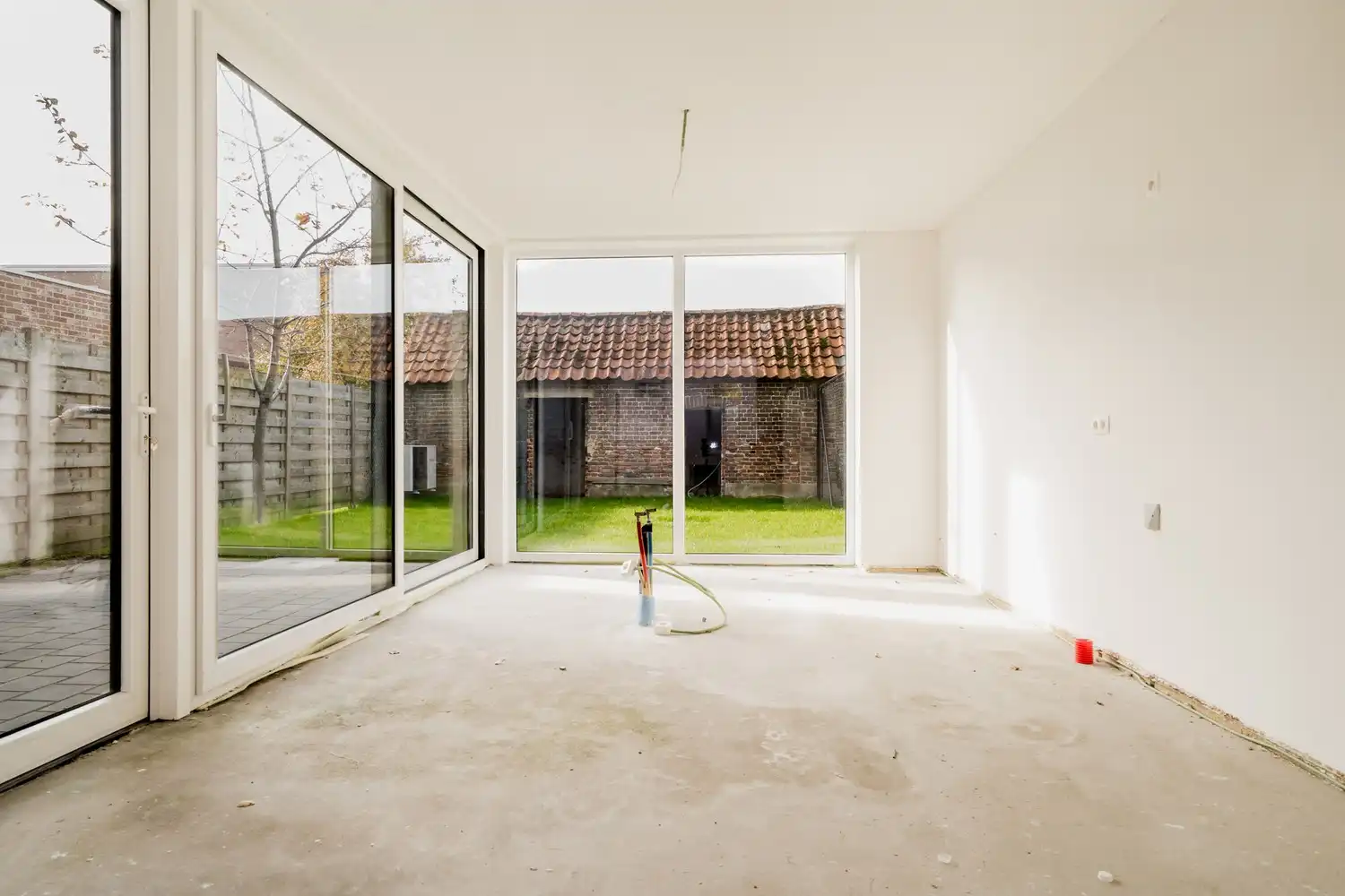 Gerenoveerde dorpswoning met lichtrijke keuken en 3 slaapkamers foto 8