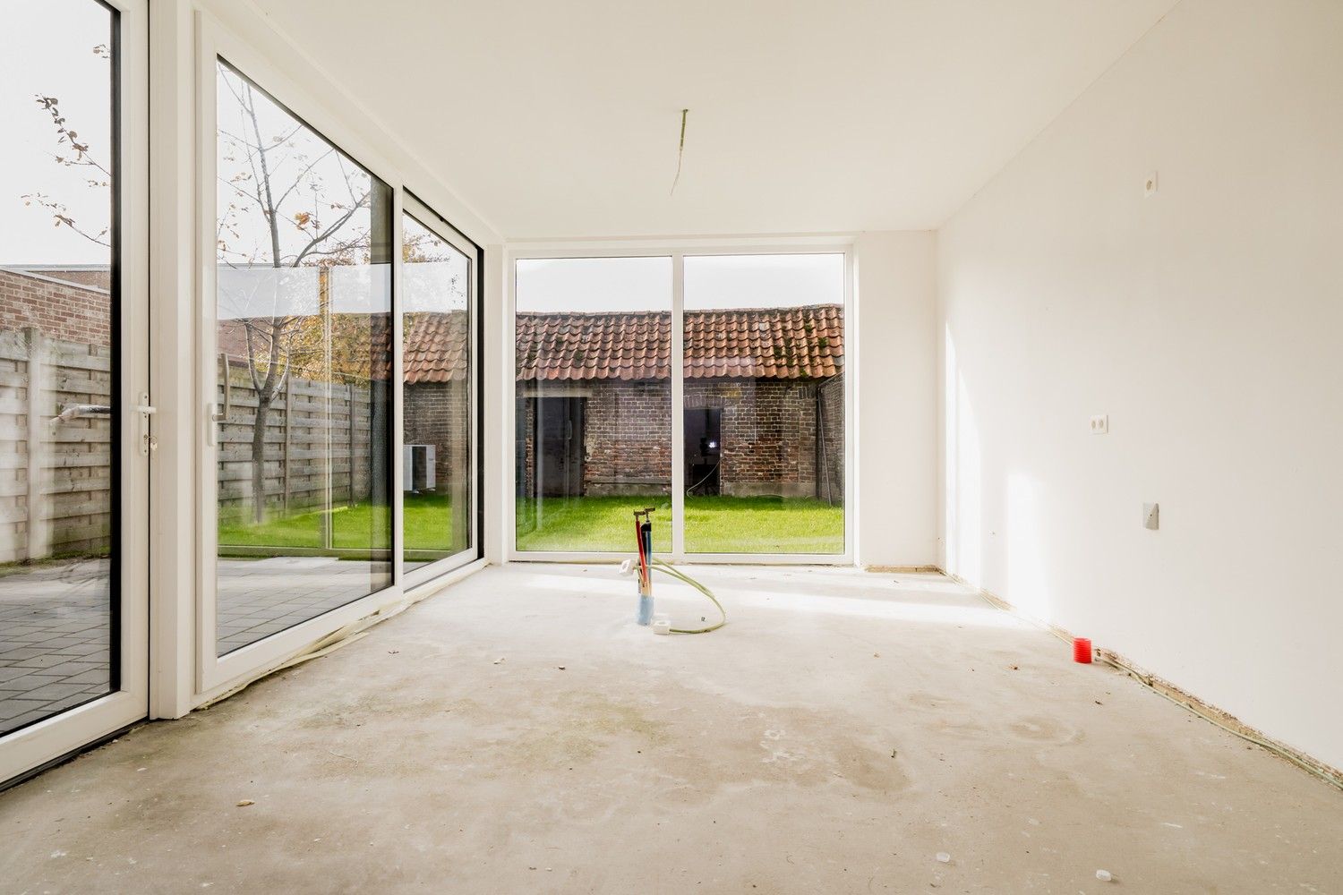 Gerenoveerde dorpswoning met lichtrijke keuken en 3 slaapkamers foto 8