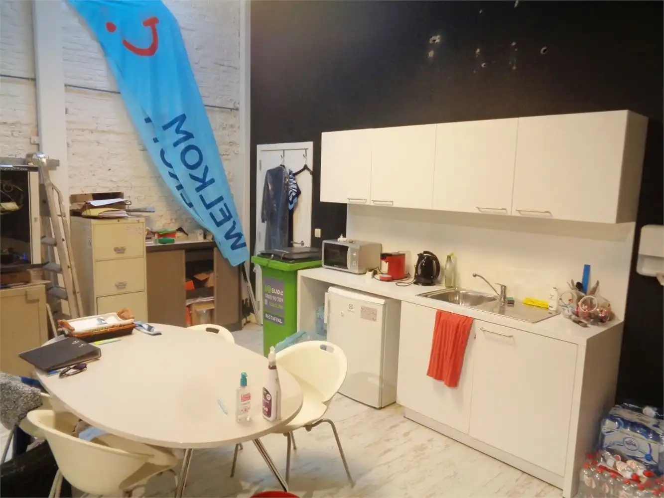 INSTAPKLAAR COMMERCIEEL PAND foto 9