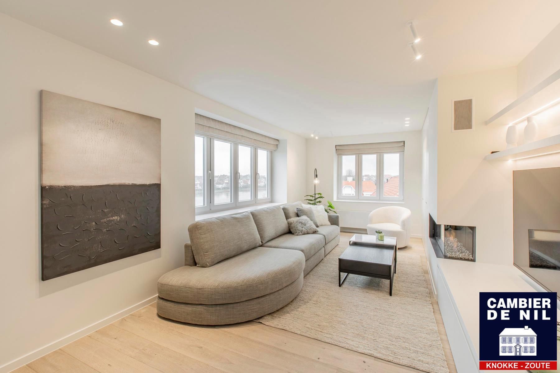 Volledig gerenoveerd appartement met frontaal meerzicht foto 7