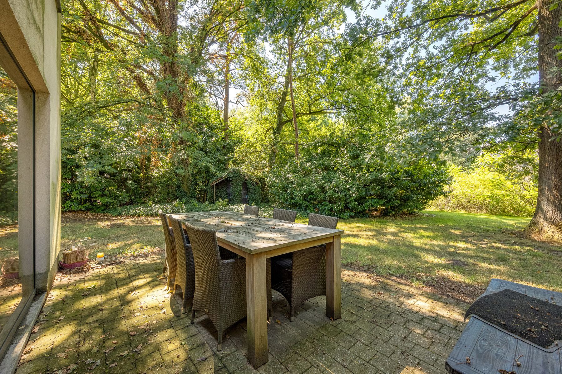 Ruime en lichtrijke villa met 4 à 5 slaapkamers en zwembad foto 29