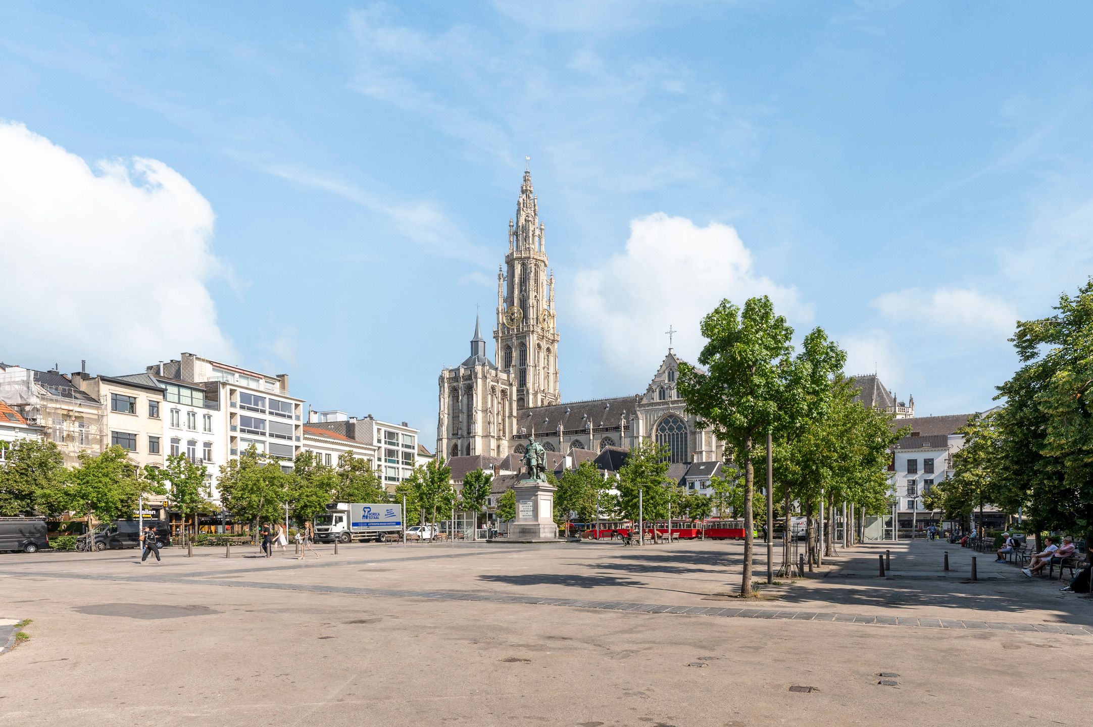 ANTWERPEN - Lichtrijke appartement met terras aan de Groenplaats  foto 16
