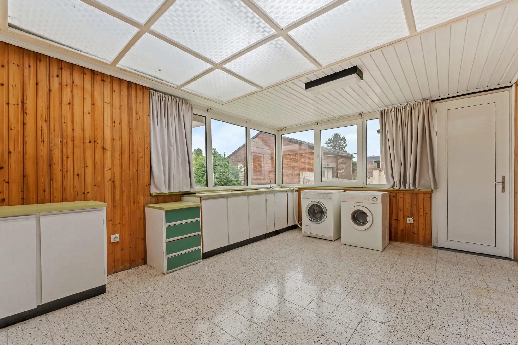 Charmante woning met inpandige garage te Valmeer. foto 20