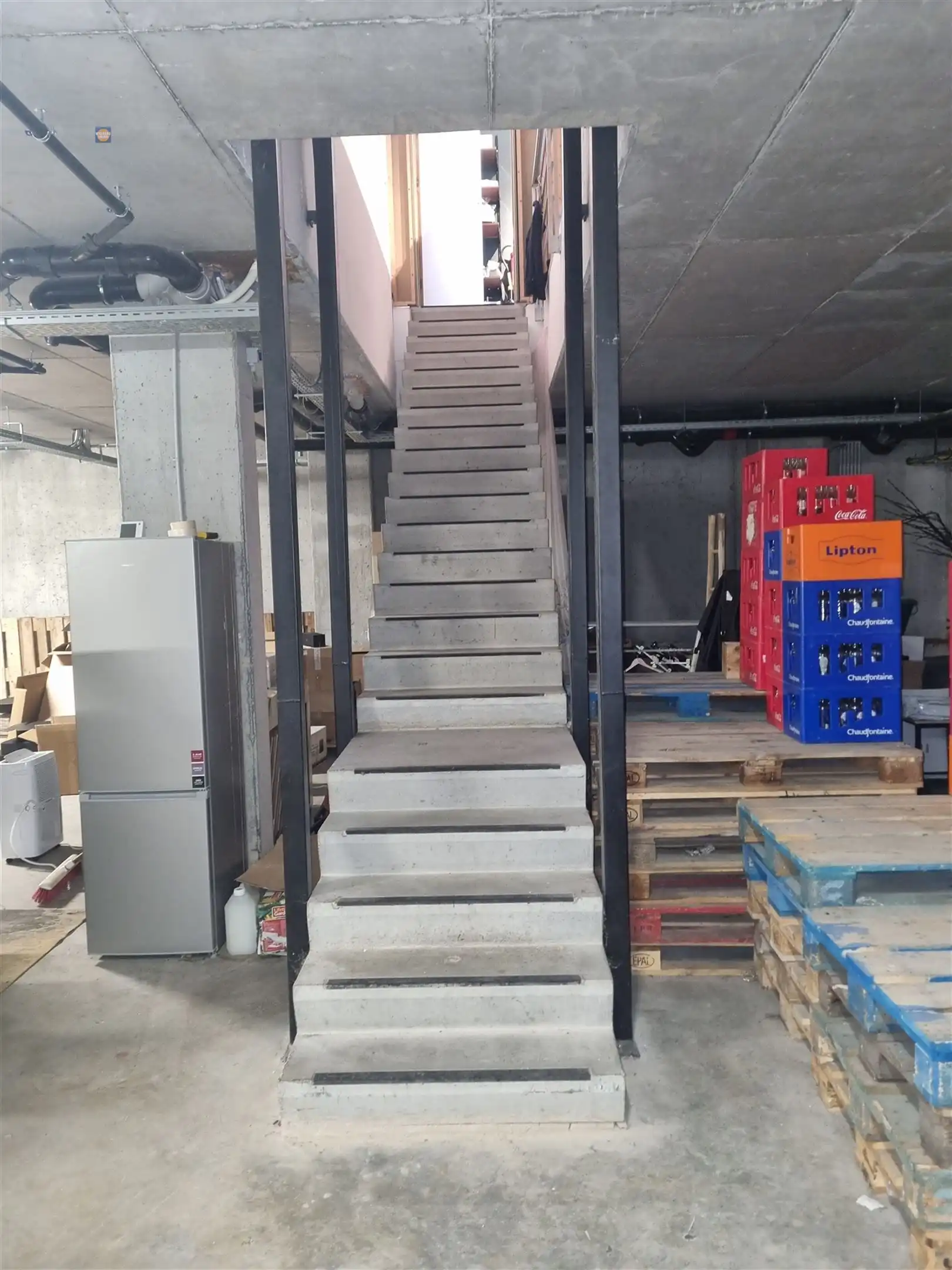 Winkelruimte op strategische locatie foto 6