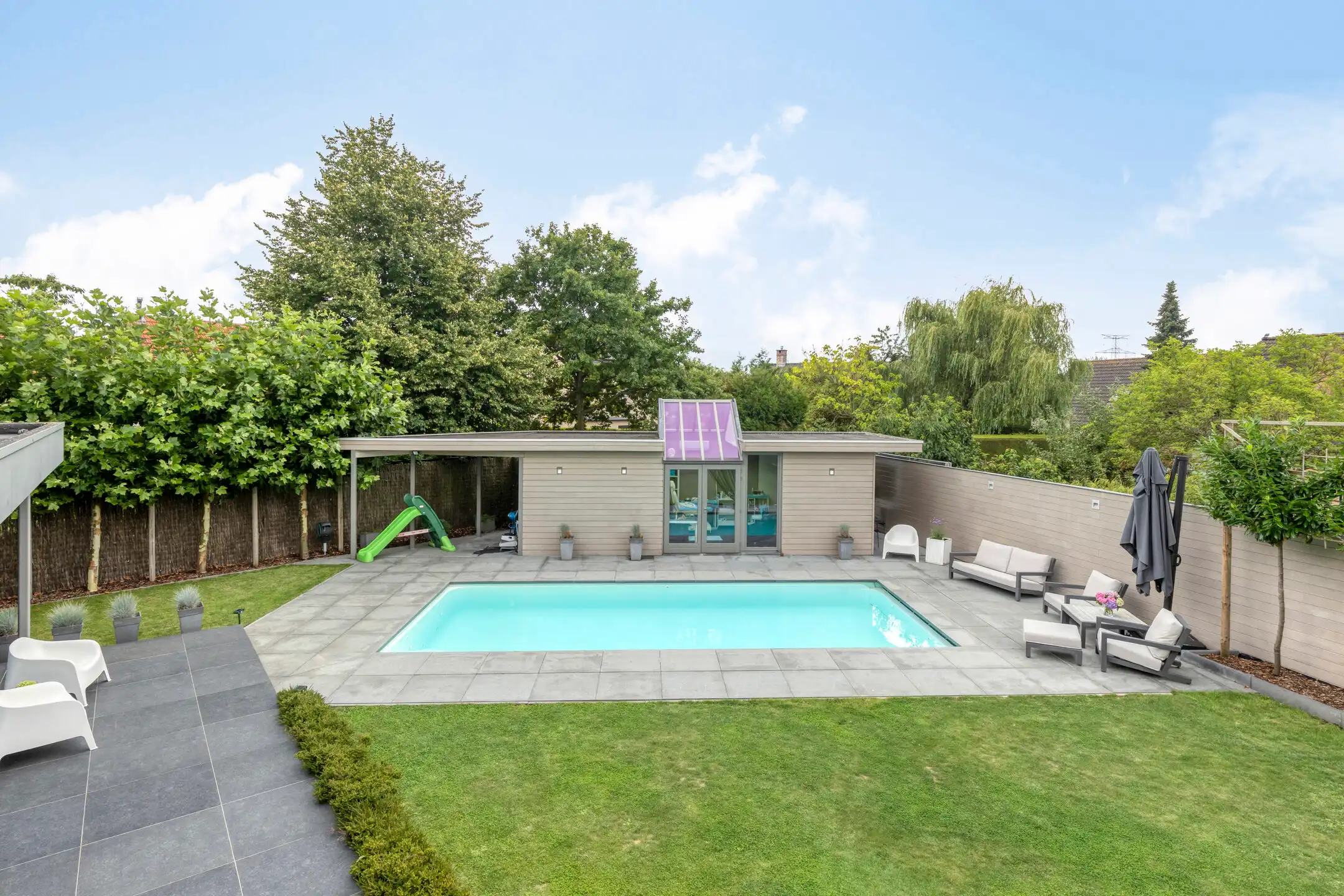 Stijlvolle villa met zwembad in Zemst foto 24