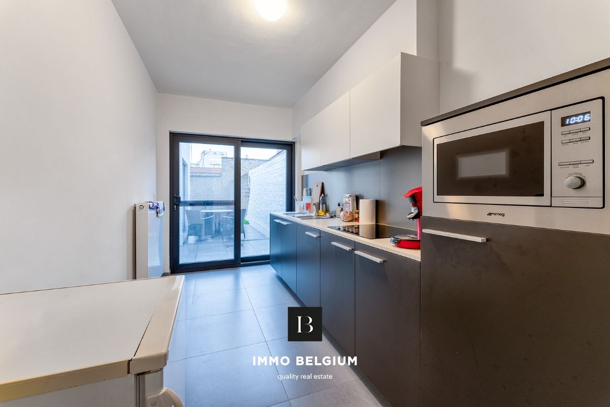 Gerenoveerd appartement met 2 kamers en leuke tuin in de Belle Epoquewijk foto 7